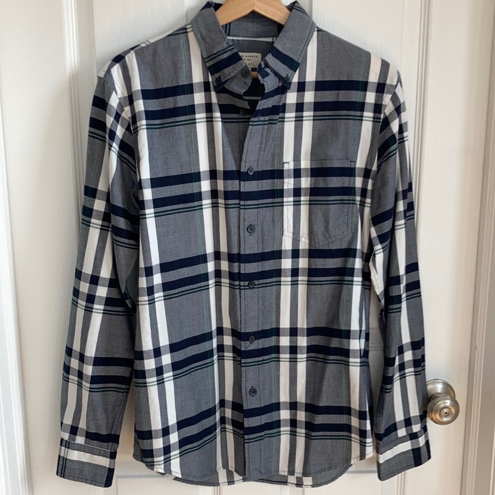Club Monaco Button Down